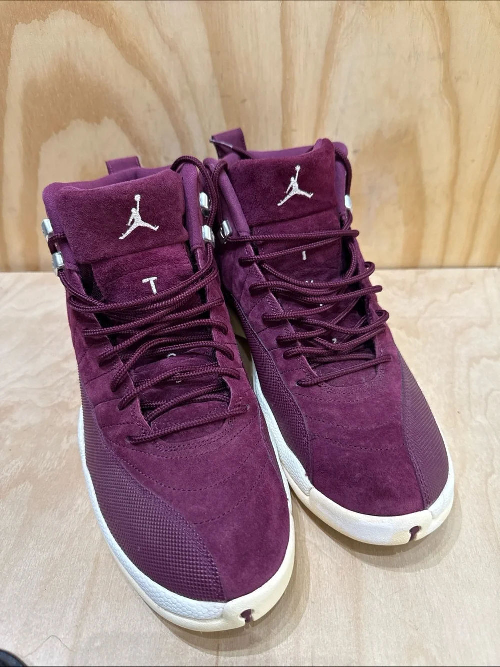 Jordan Air Jordan 12 Retro Bordeaux 2017 High Top Sneakers Men 130690-617 Sz 11